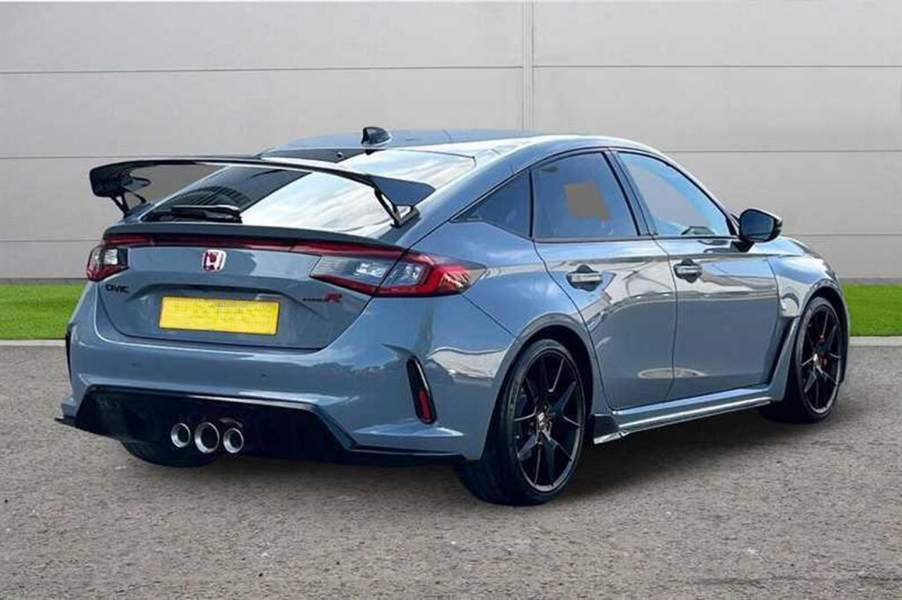 Honda Civic - View 3