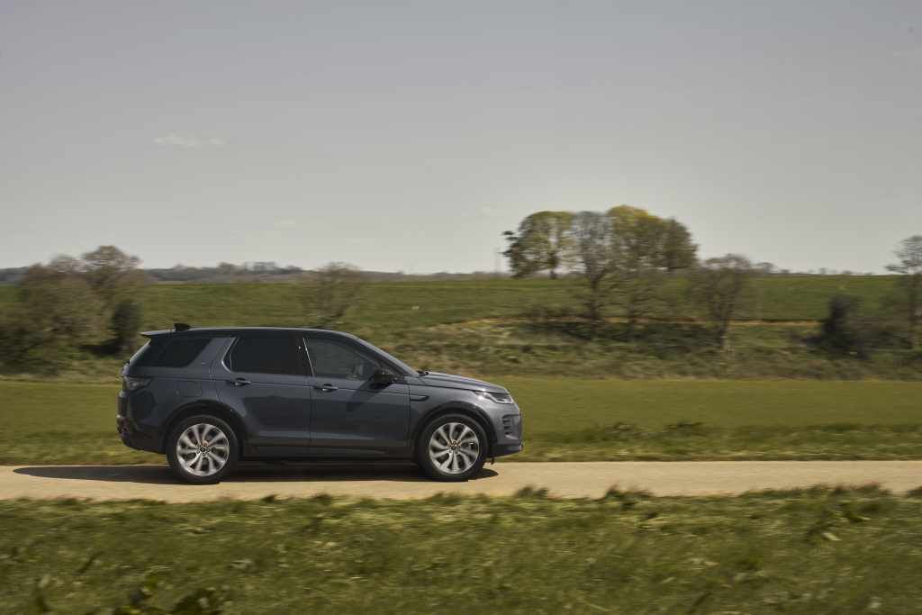 4. Land Rover Discovery Sport L550 (2014-2021) — expensive used SUVs to avoid if your budget is tight